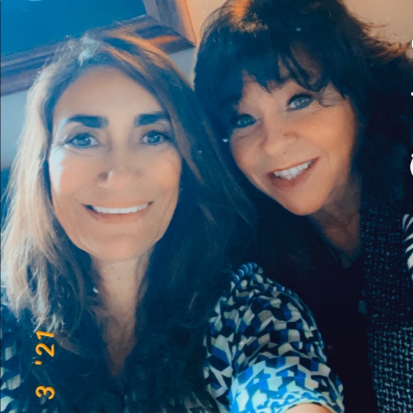 Meet your Posher, Gem - Picture 3 of 3